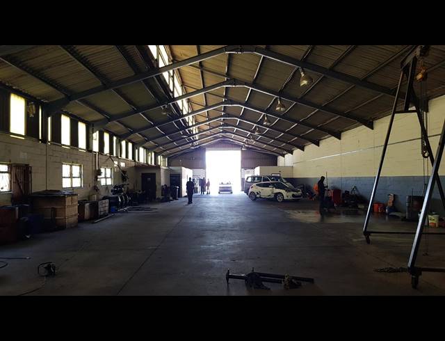 938M² FACTORY TO LET IN BLACKHEATH INDUSTRIAL